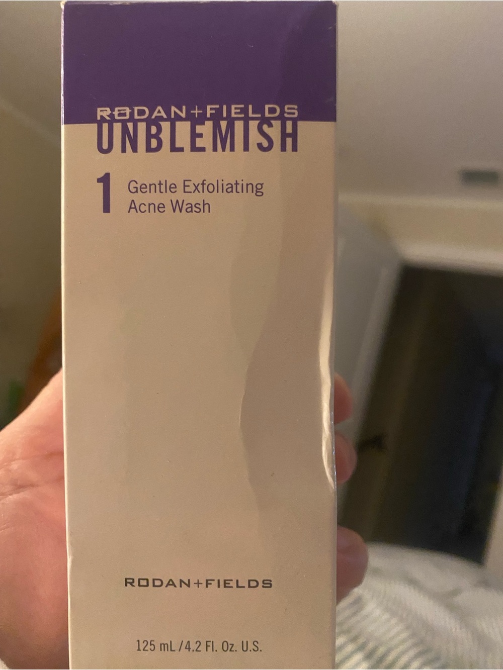 Rodan + Fields Unblemish Gentle Exfoliating Acne Wash - White & Purple